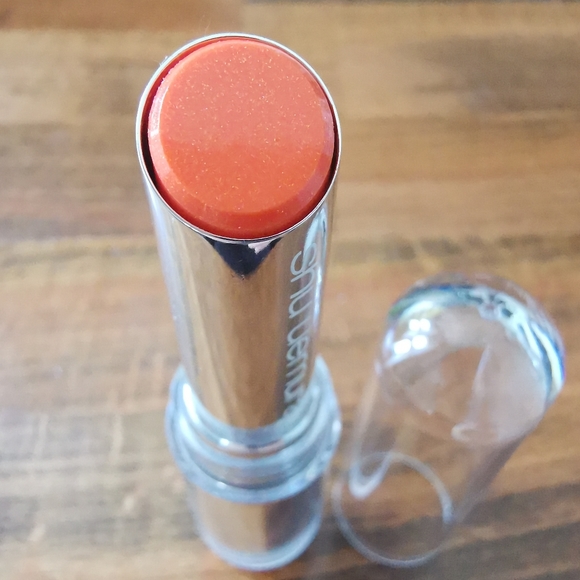 Shu Uemura Rouge Unlimited Sheer Shine Lipstick in Orangenius - Picture 2 of 5